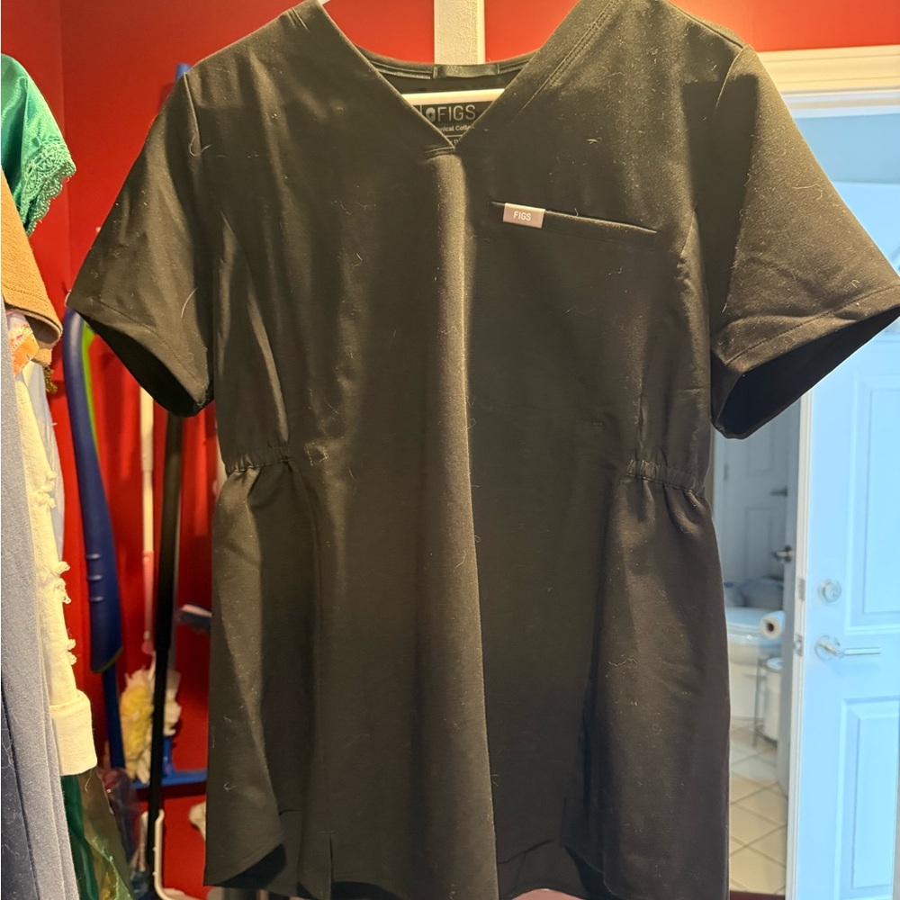 Women’s maternity Figs scrubs set